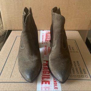 Frye Distressed oiled suede leather seam Booties (excellent condition-worn ONCE)